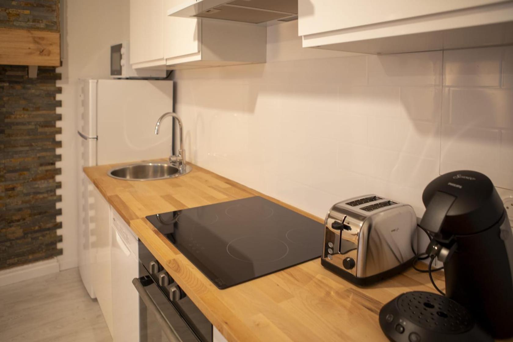 Le Nid 3 Etoiles Wifi, Netflix, Disney, Coeur De Bastide Villefranche-de-Rouergue Exteriér fotografie